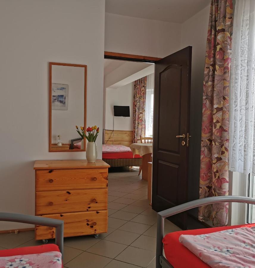 Apartamento Dom Sonia Niechorze Exterior foto